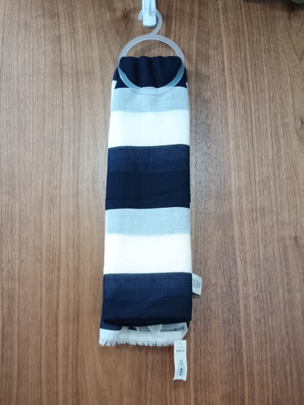 5/$15 Joe Fresh Striped Navy and White Scarf